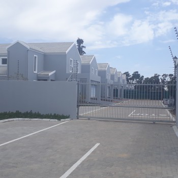 Steenridge Estate development in progress
